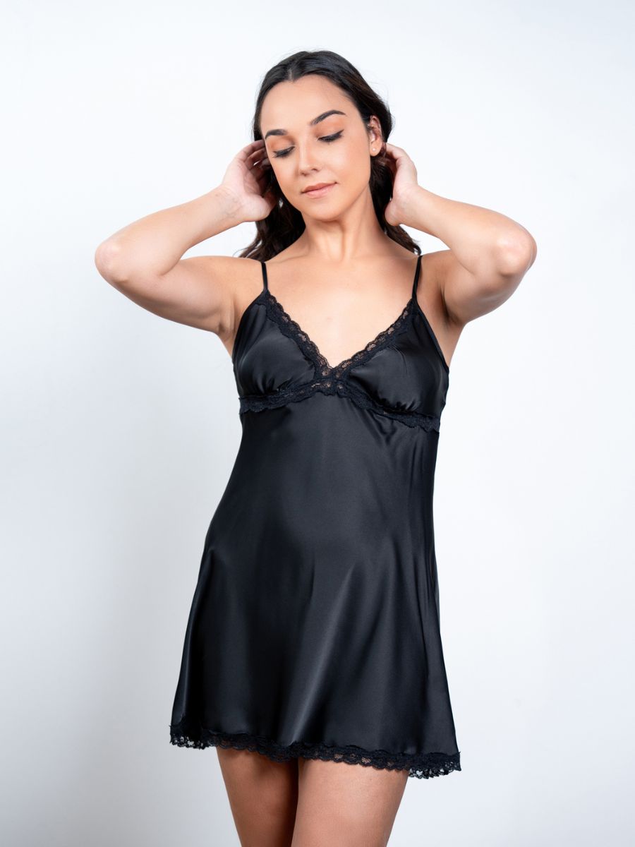 Aaliyah - Chemise in Black 1