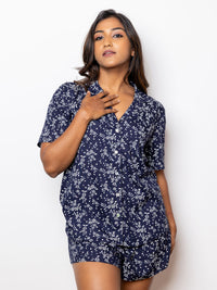 Valaria - Short Sleeve Classic SPJ Set in Ditsy Navy Floral