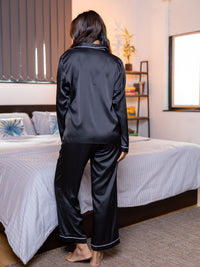 Akira - Long Sleeve Classic LPJ in Black