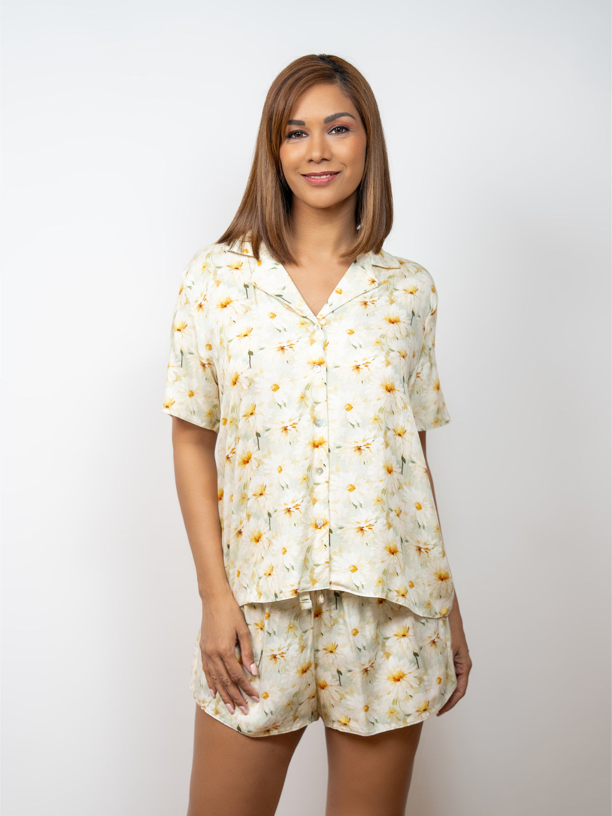 Valarie - Short Sleeve Classic SPJ Set in Ivory Dhalia