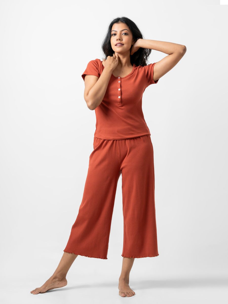 Jane - Short Sleeve Button Front Tee with Wide Leg Pant in Barn Red