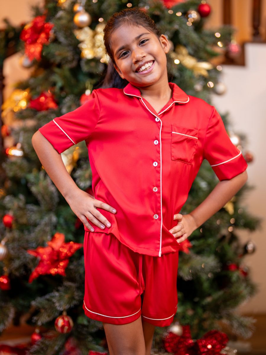 Hazel – Girls S/S Classic Top & Shorty PJ Set in Festive Red 3