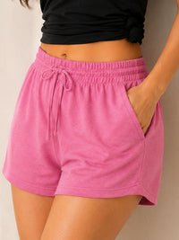 Kelly - Lounge Short in Pink Carnation
