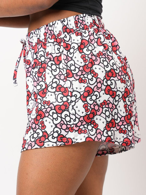 Skirt with a red and white pattern on a plain background