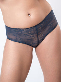 Lucy - Short All Lace in Outer Space 3