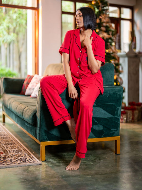 Lyla - S/S Classic LPJ Set with Eye Mask in Festive Red 2