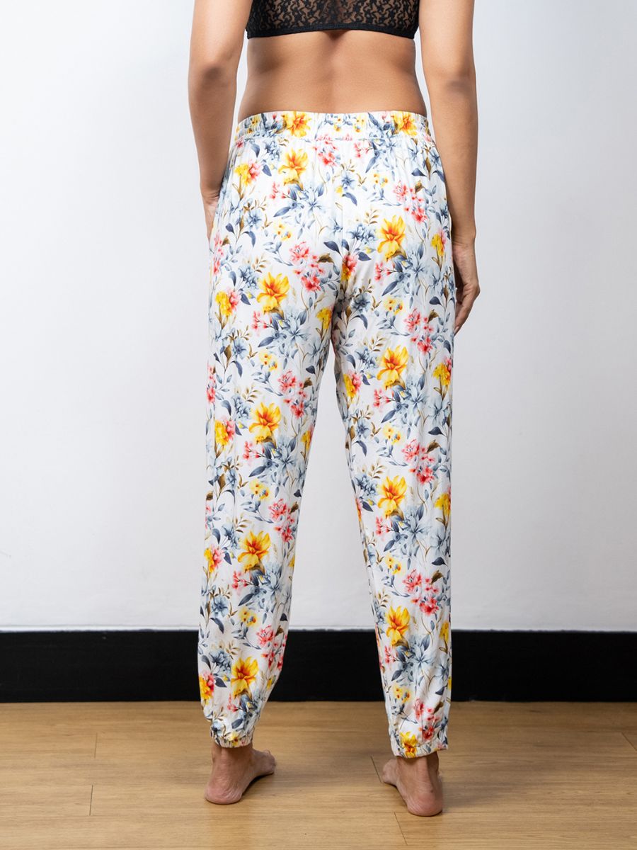 Vivian - Lounge Pant in Pastel Posies 3