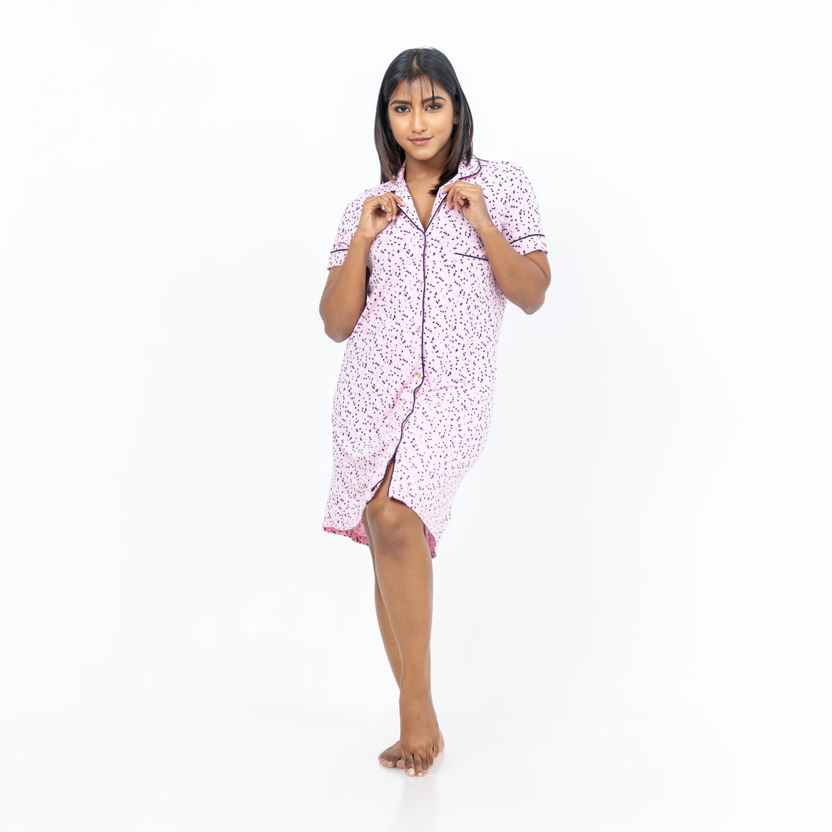 Ashanthi - Short Sleeve Classic Sleep Shirt in Pink & Black Hearts