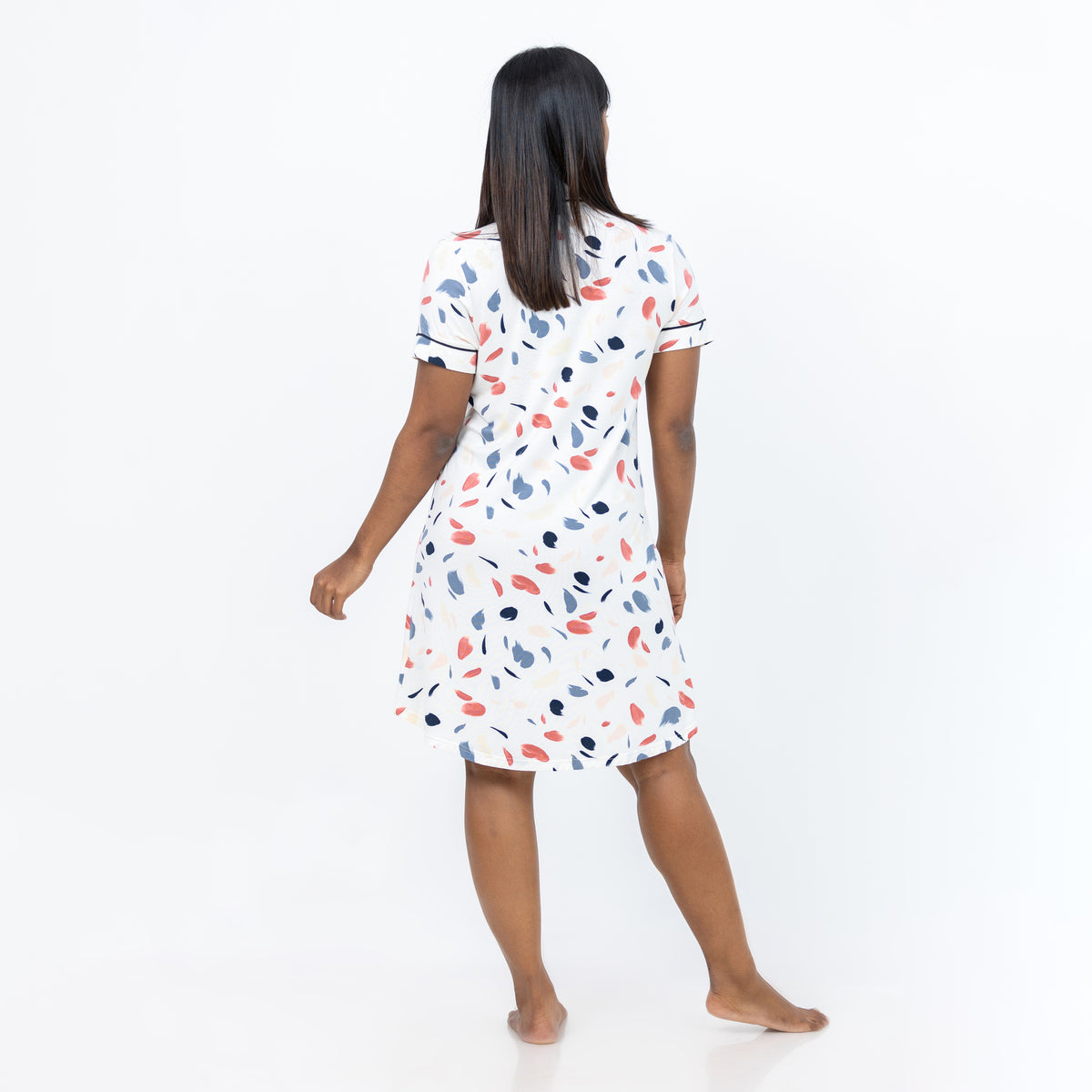Ashanthi - Short Sleeve Classic Sleep Shirt in Feather Print